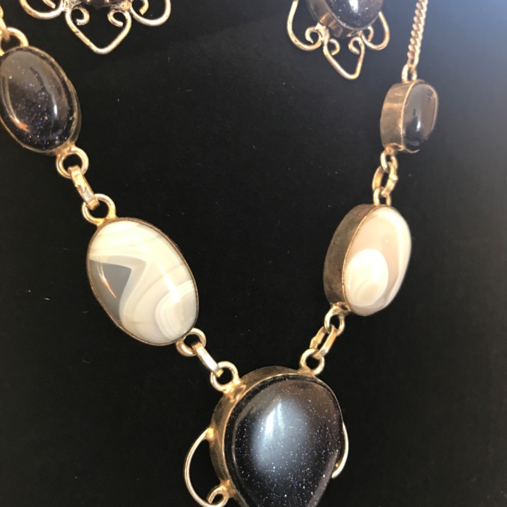 Silver Plated Gem Necklace Set- EUC 2/$25 - Picture 3 of 13